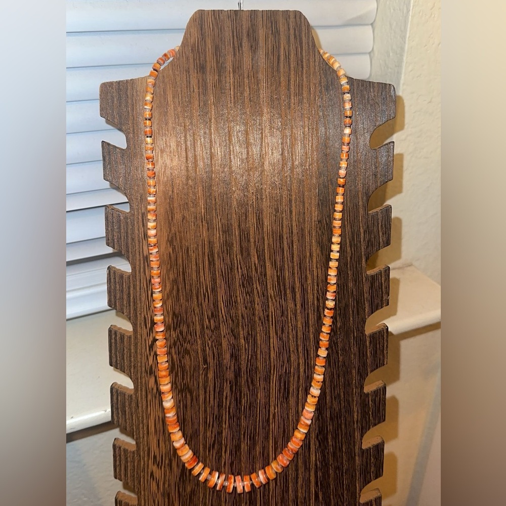 Spiny Oyster Bead Necklace